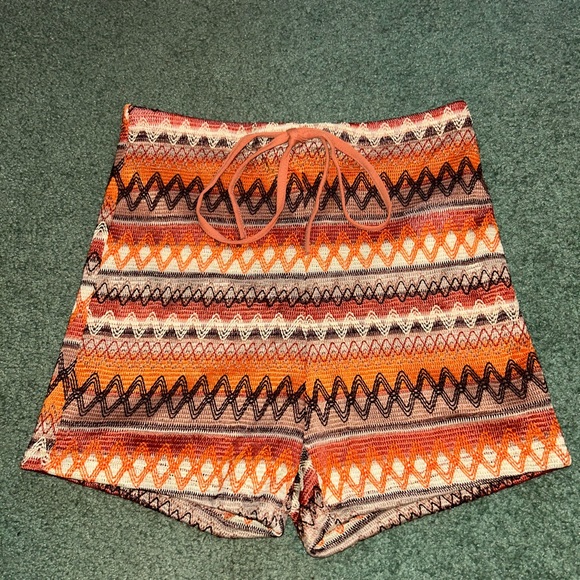 SHEIN high waisted shorts - Picture 1 of 2